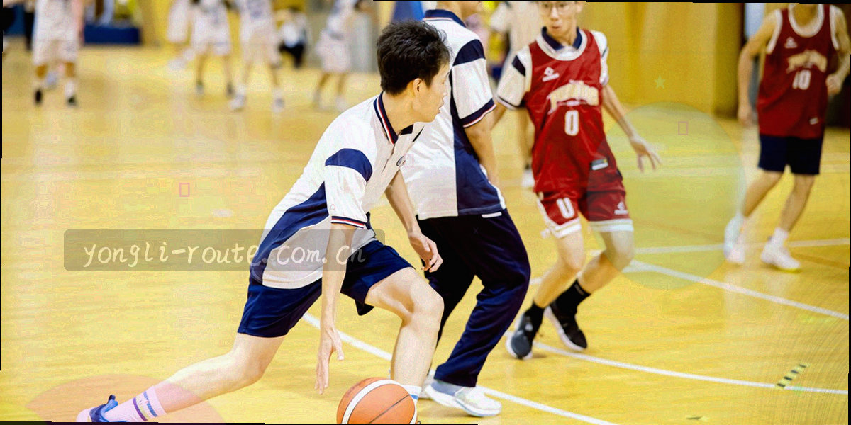 桌面显示器与苹果移动设备轮廓并排，中间以一条锚点连线相连
